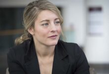 melanie joly